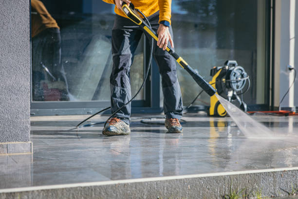 Best Post-Construction Pressure Washing  in Algoma, WI