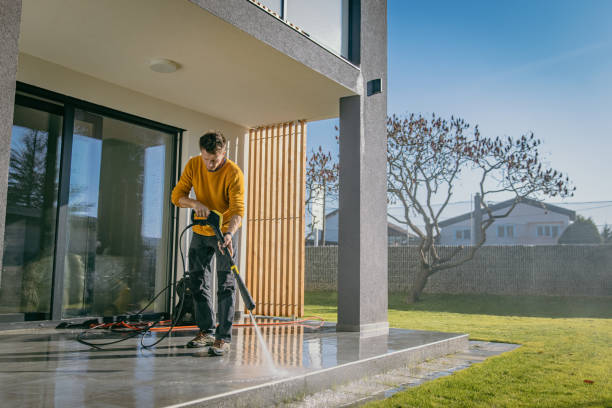 Best Spring Cleaning  in Algoma, WI