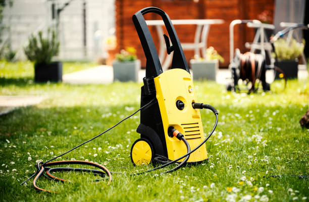Best Gas Station Cleaning  in Algoma, WI